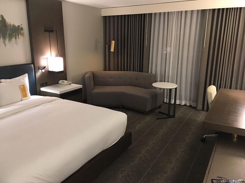 พีชทรี ซิตี้ แอตแลนตา โฮเต็ล แอนด์ คอนเฟอเรนซ์ เซ็นเตอร์ Hotel ภายนอก รูปภาพ